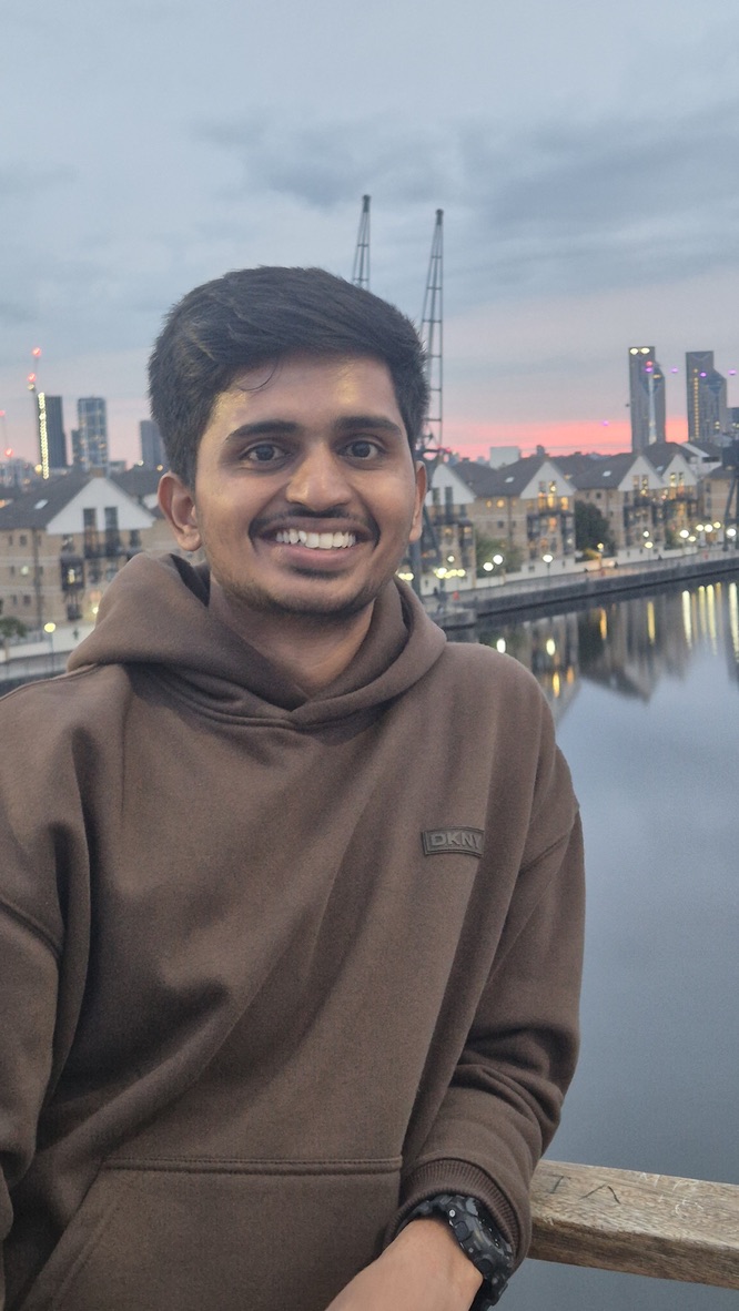 Portrait of Mouneesh Suryadevara